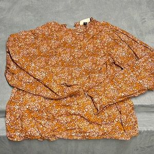 Women’s universal threads blouse